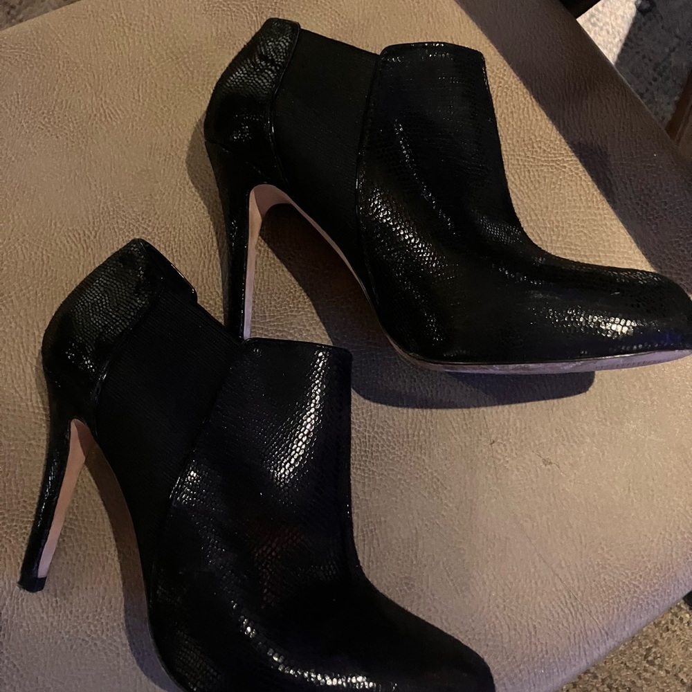 White House Black Market Textured Black Heeled Boots
